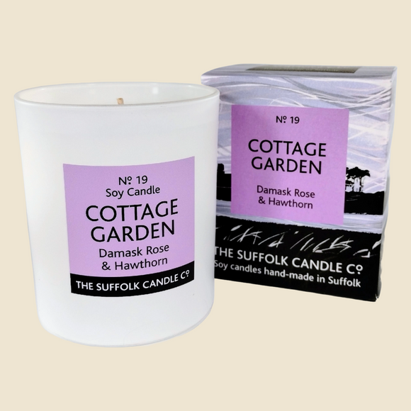 COTTAGE GARDEN - Damask Rose, Hawthorn and Violet - handmade soy candle - 200g - white glass